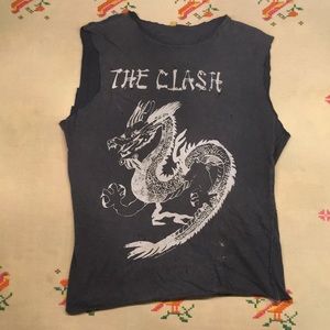 COPY - Amplified THE CLASH distressed muscle tee